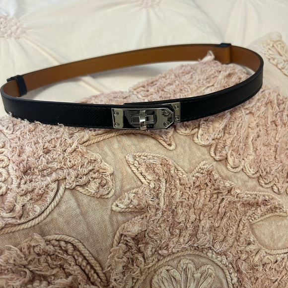 Black faux Leather Belt - Picture 2 of 2